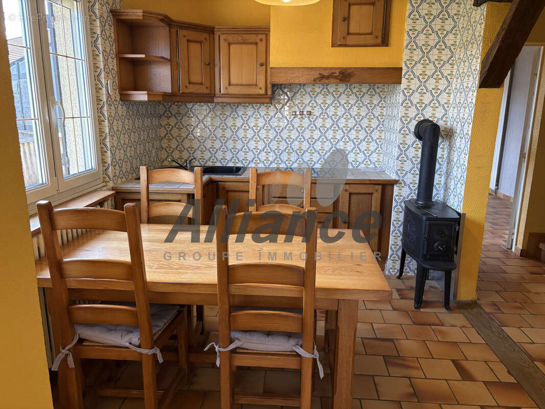 Maison à SAINT-SAUVEUR