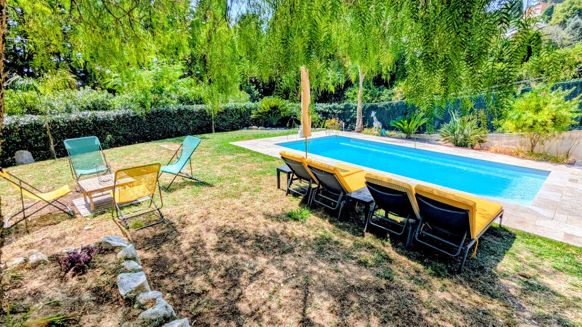SOUS COMPROMIS - Maison récente avec piscine   Vence (7 min du centre) - photo 27