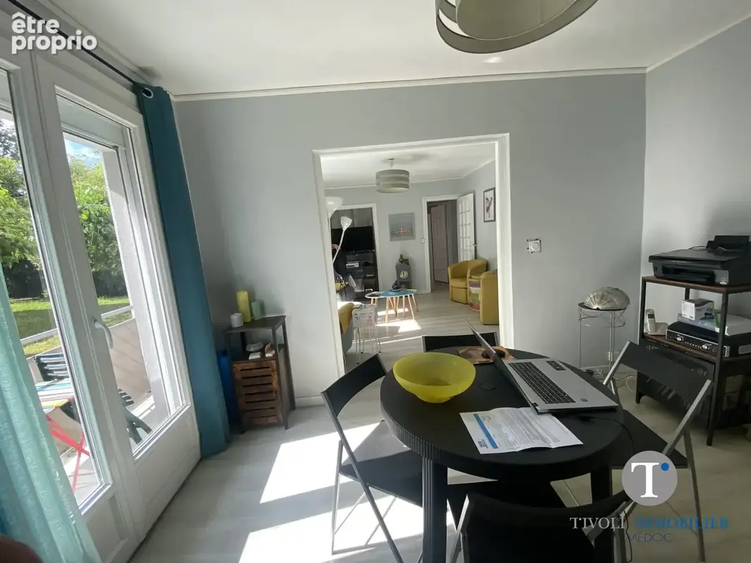 Appartement 64 m² à Merignac  - photo 4