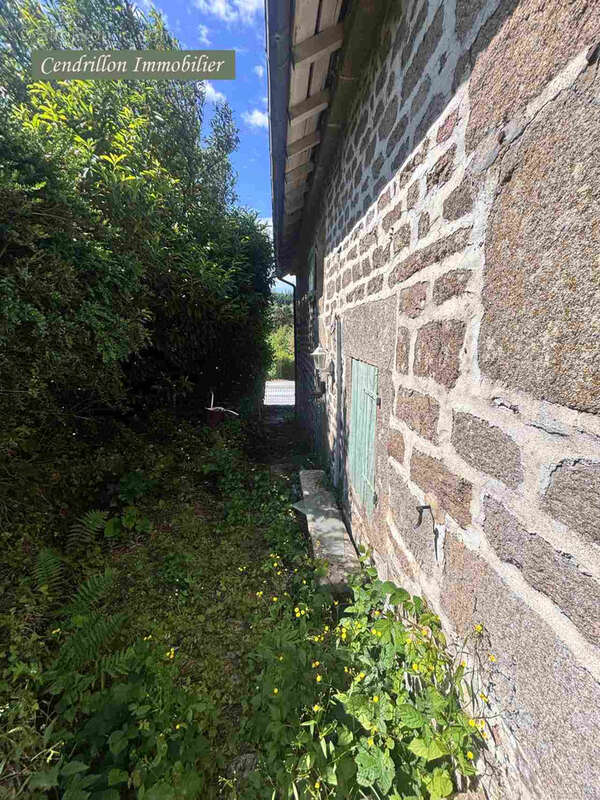 Projet rénovation ! Maison indépendante 70m2 habitables, en pierre avec terrain, près du Lac de Vassivière. - photo 34