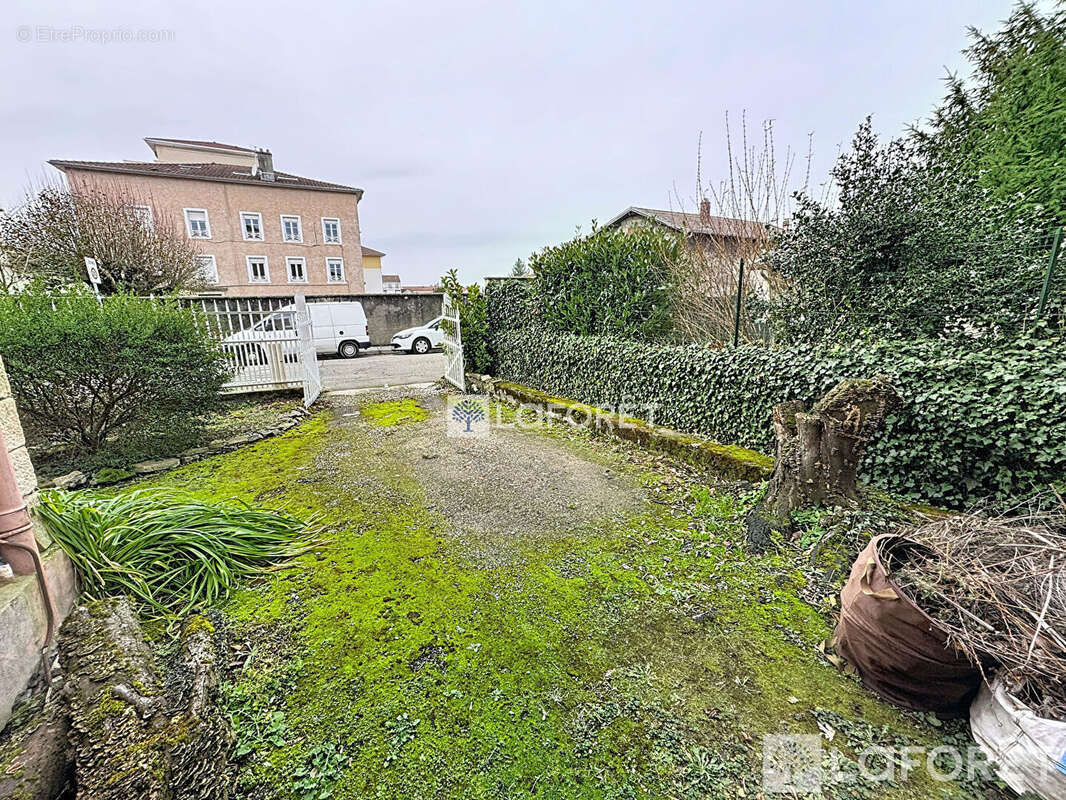 Appartement à BOURGOIN-JALLIEU