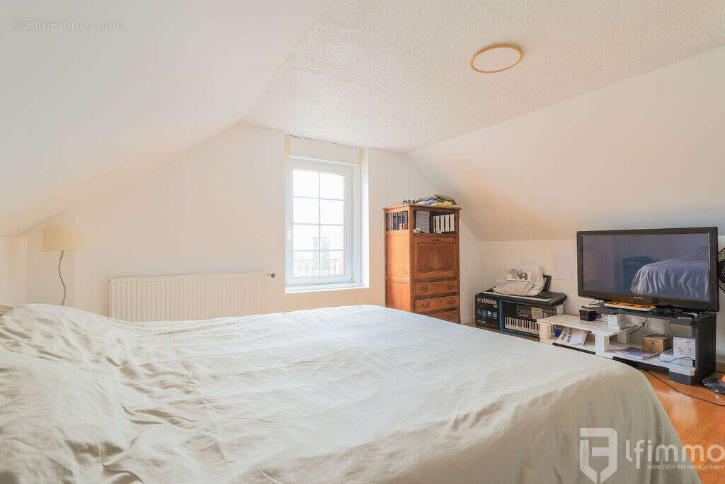 Maison à VILLERS-AU-FLOS