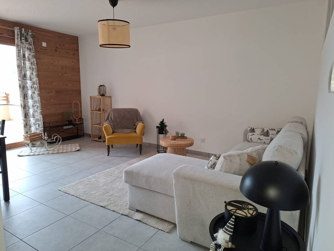 3 pièces + terrasse - photo 1