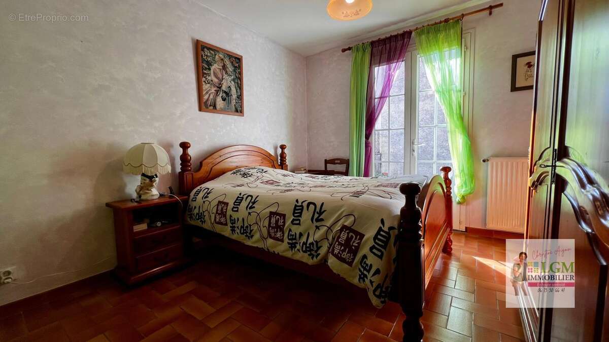 Maison à SAINT-QUENTIN-LA-POTERIE