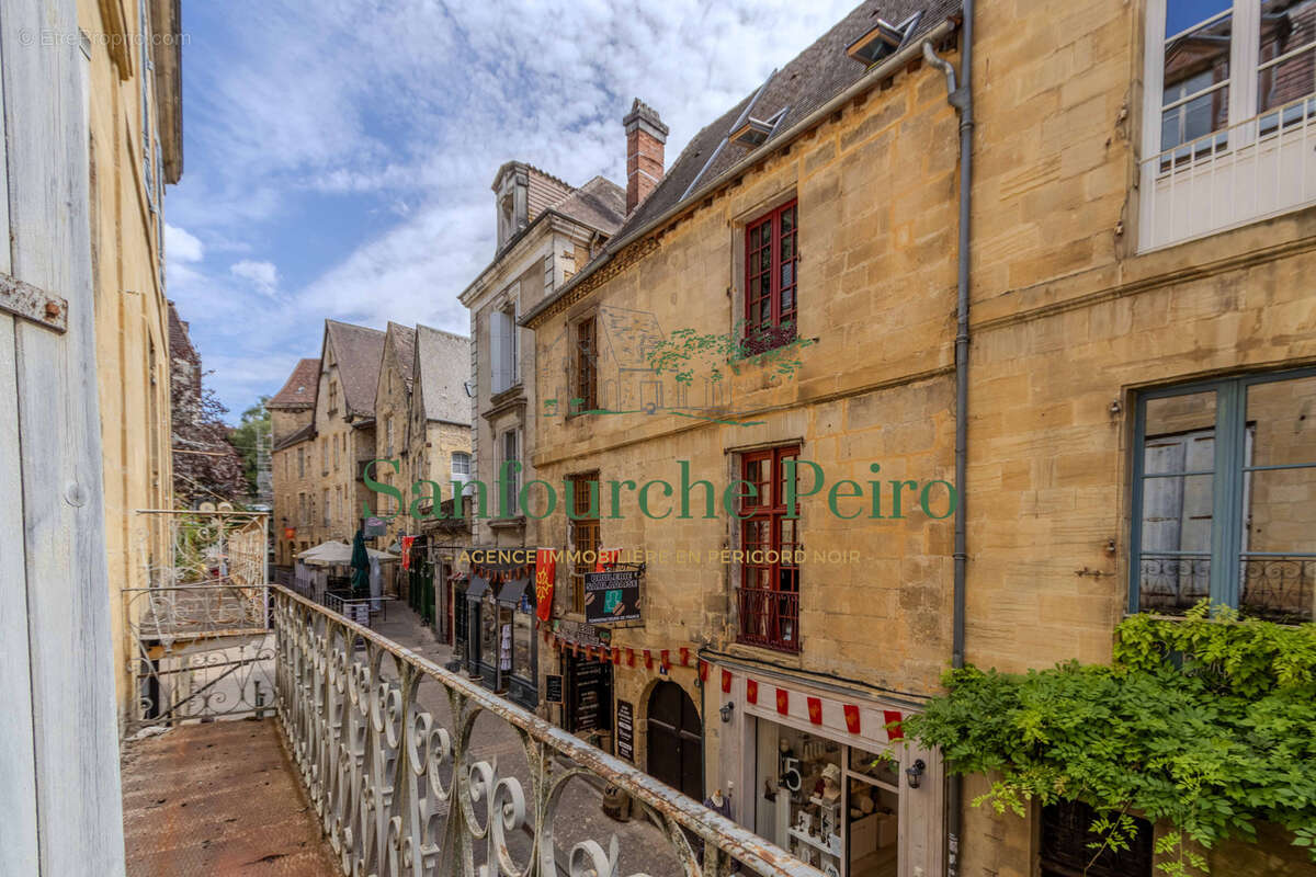 Appartement à SARLAT-LA-CANEDA