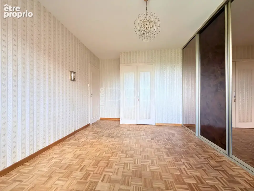 Maison T6 avec garage - photo 11