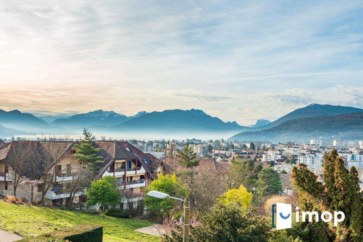 Appartement à ANNECY-LE-VIEUX