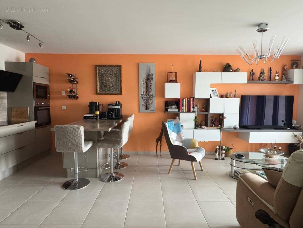 Appartement à LE CASTELLET