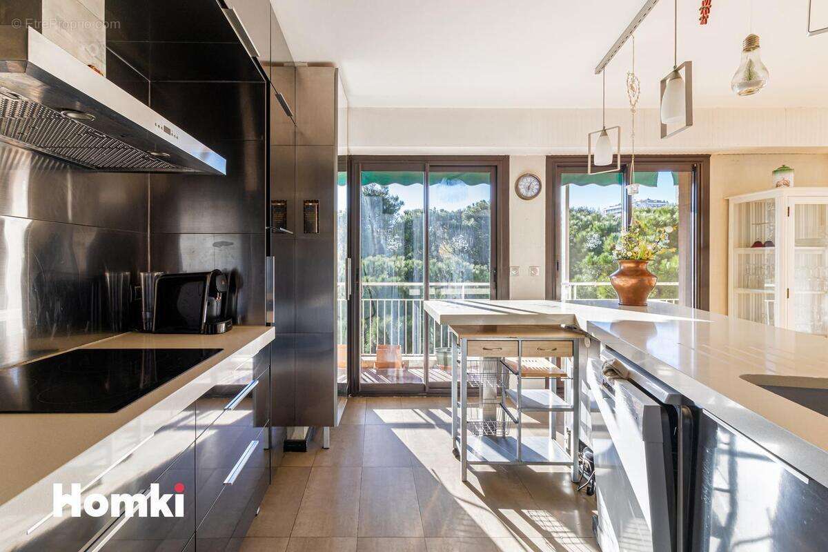 Appartement à MARSEILLE-9E