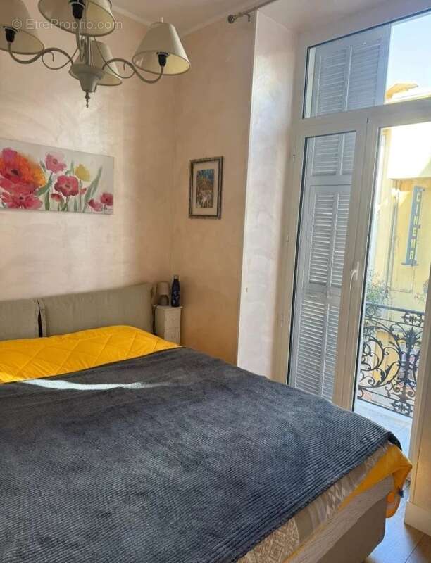 Appartement à MENTON