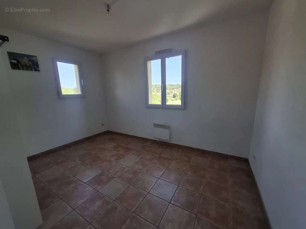 Maison - regusse - photo 8
