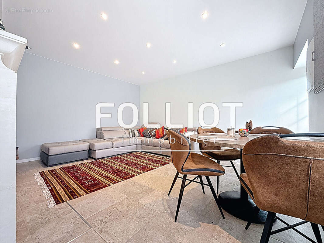 Maison à LES MOITIERS-D&#039;ALLONNE