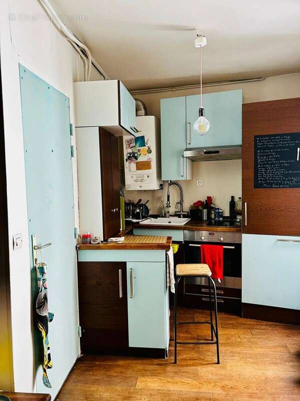 Appartement à PARIS-19E