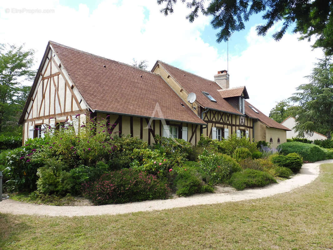 Maison à LAMOTTE-BEUVRON