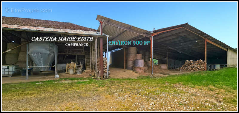 Maison à VIC-FEZENSAC