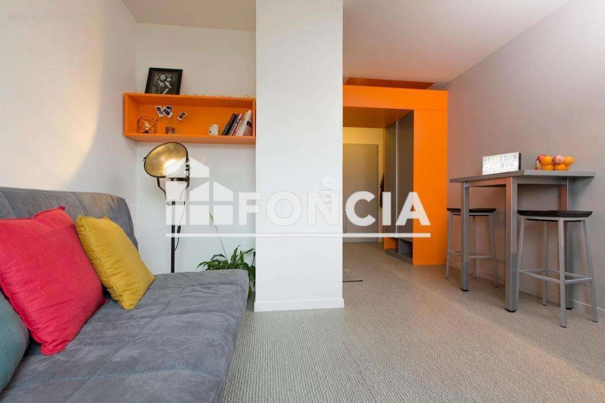 Appartement à COLOMBES