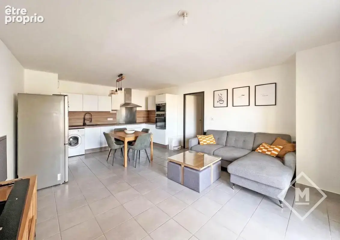 Exclusif : Appartement T3 Récent et Lumineux à Marseille 5ème, Quartier Baille - photo 4