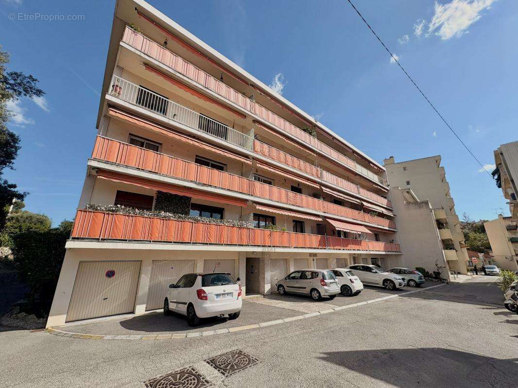 Appartement à LE CANNET