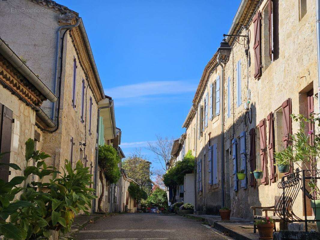 Maison à CASTET-ARROUY