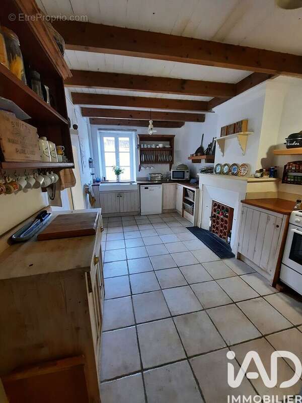 Maison 174 m² à Geay  - photo 7