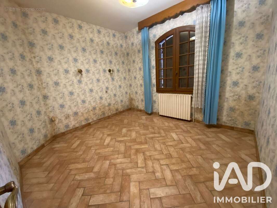 Maison 82 m² à Viry-Noureuil  - photo 7