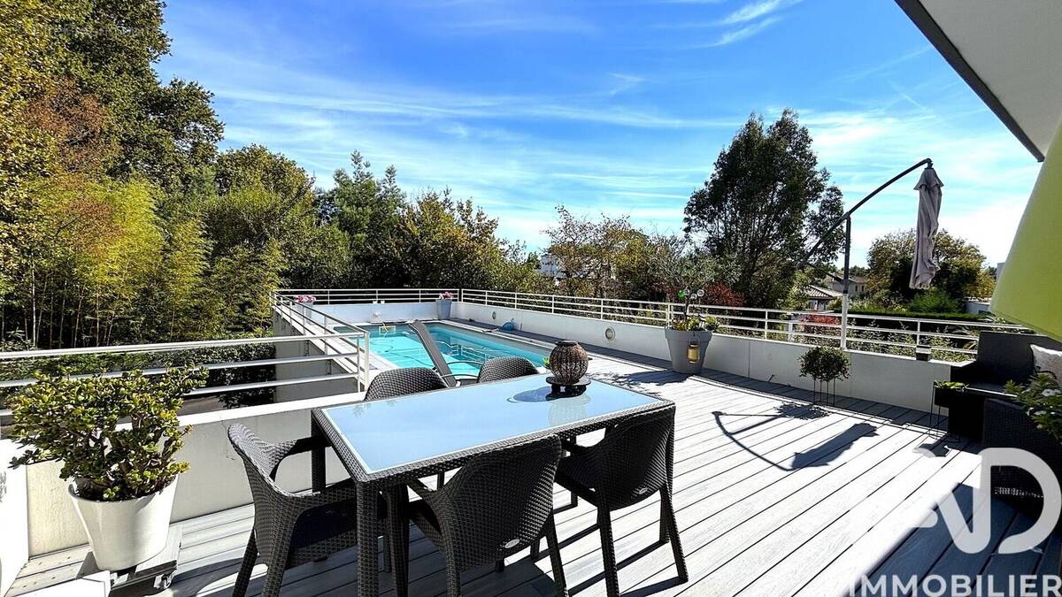 Photo 1 - Maison à GRADIGNAN