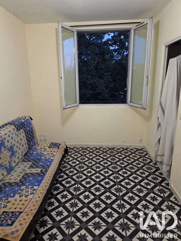 Appartement 28 m² à Le Bourget  - photo 4