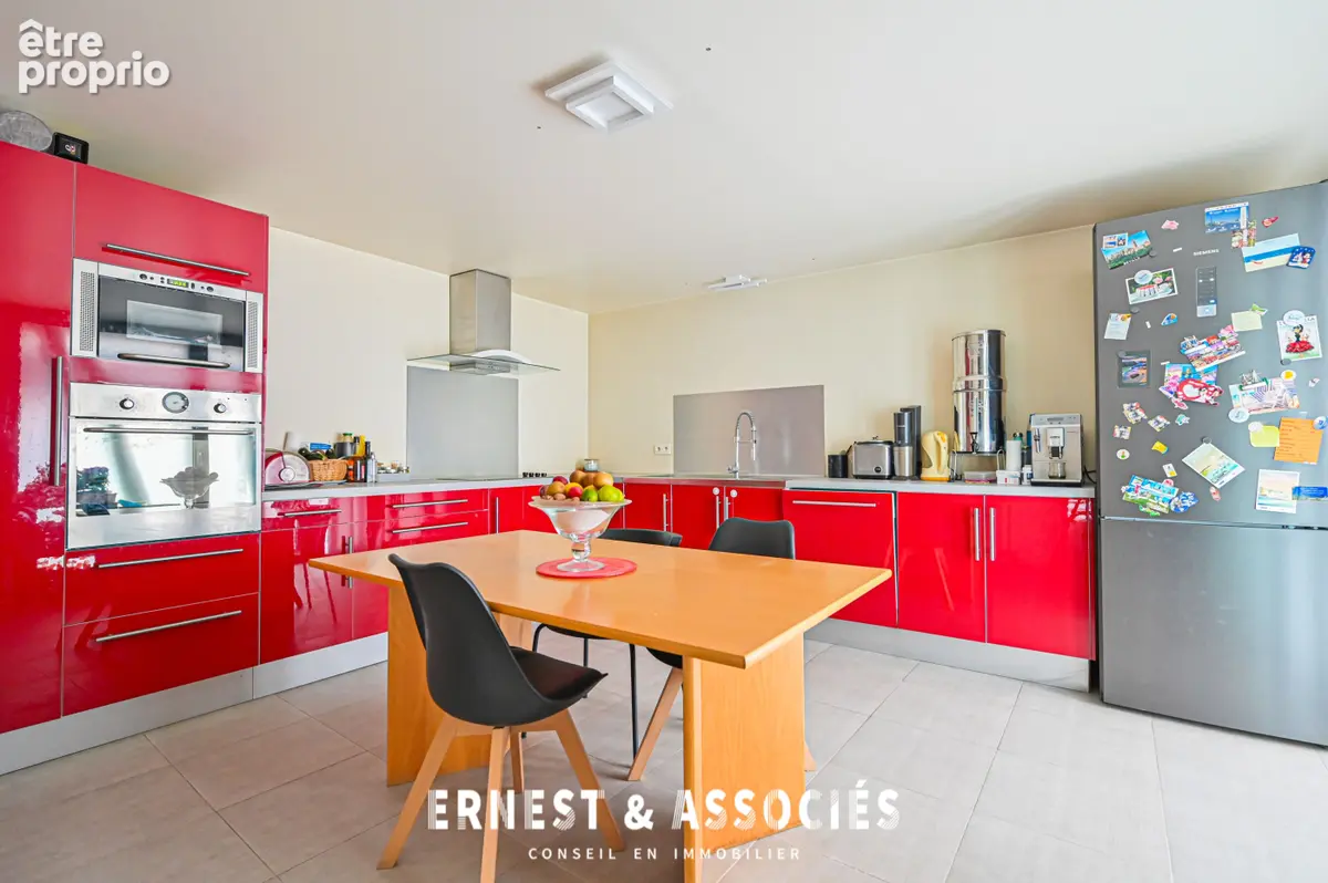 Appartement 4 pièces 105 m² à vendre à Paris-10e (75010) - photo 4