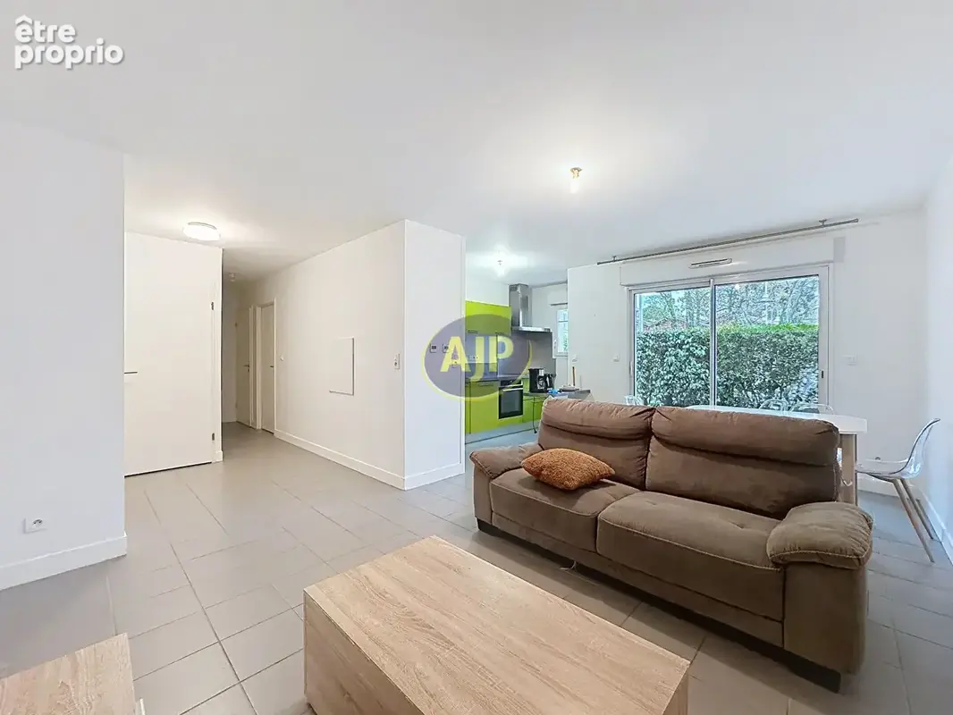 Capbreton proche port et hossegor - t3 en rez-de-jardin avec garage, parking et cave - photo 2