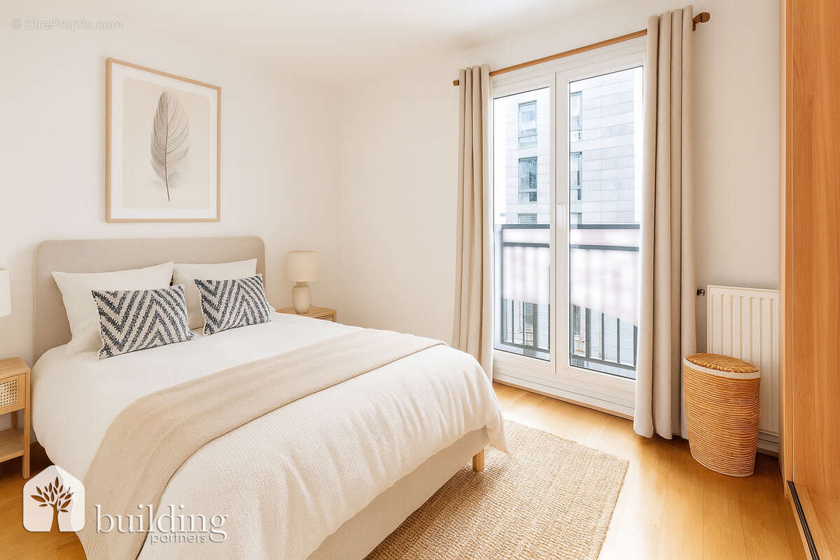 Appartement à COURBEVOIE