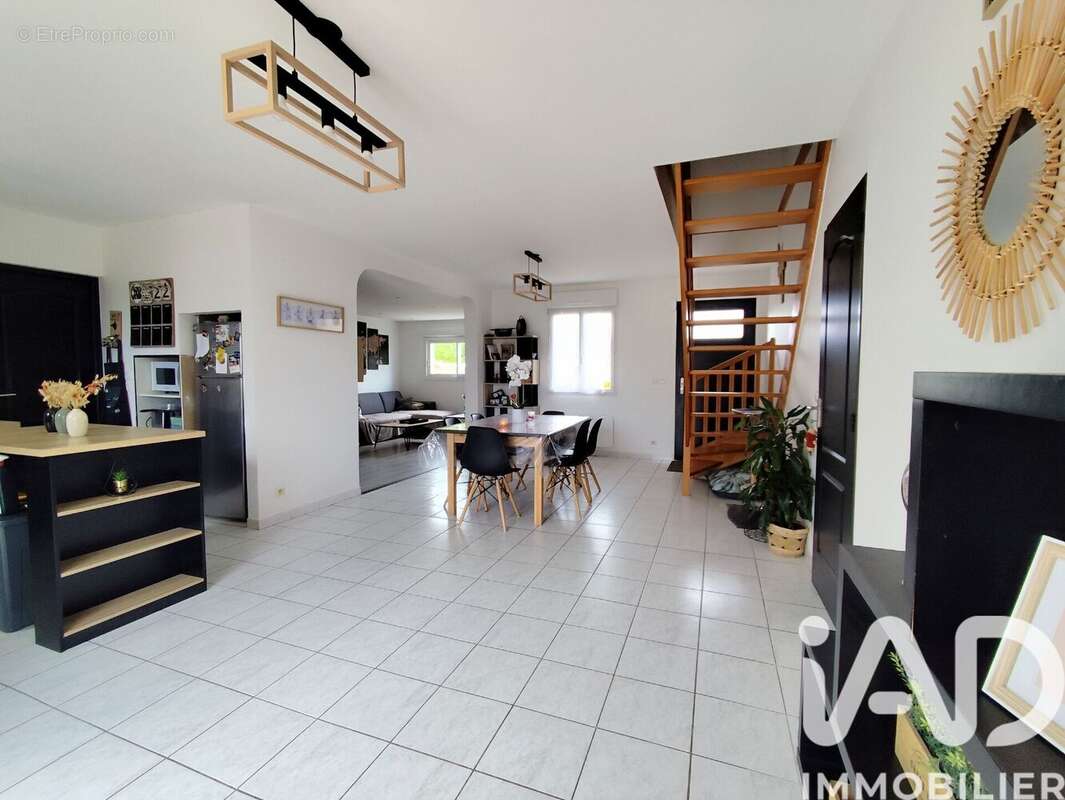 Photo 5 - Maison à BEAUFORT-EN-VALLEE
