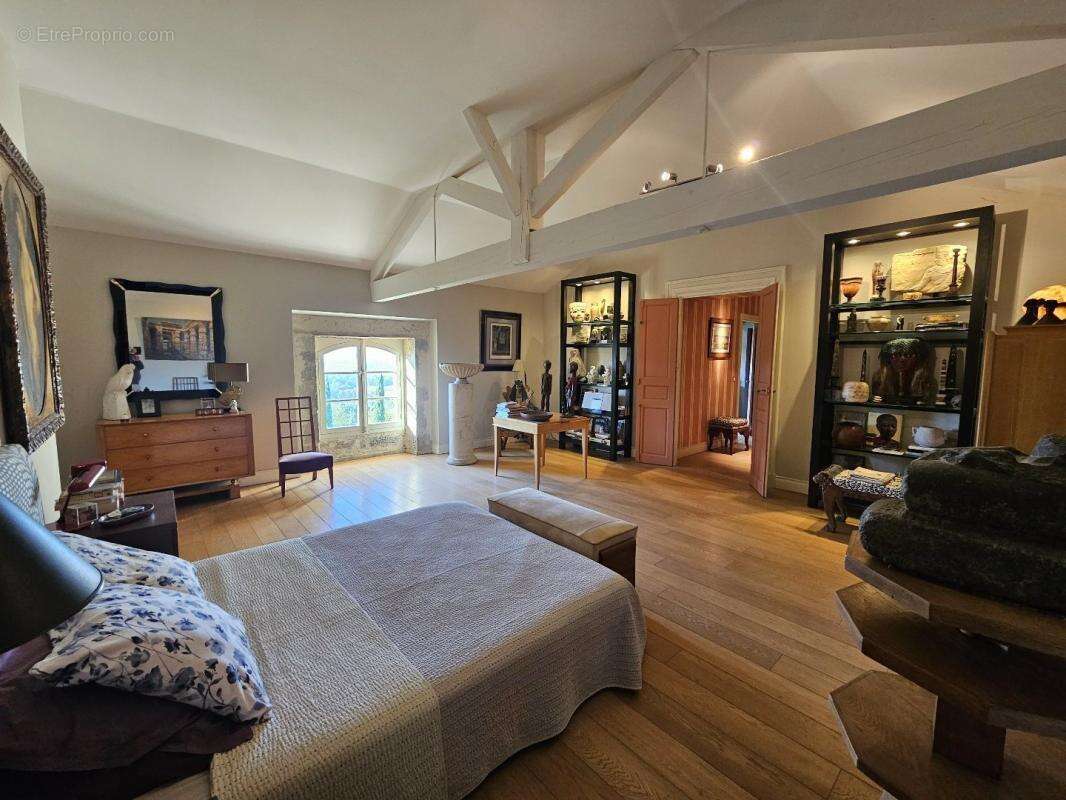 Maison à PORT-SAINTE-MARIE