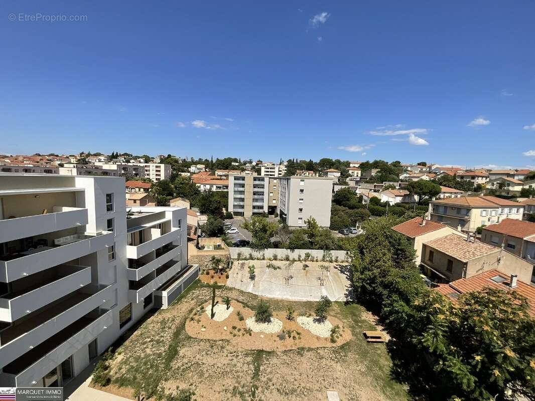 APT T4 offrant 90 m² avec terrasse 18 m² et 6 m² et parking au 6° étage avec ascenseur... - photo 15