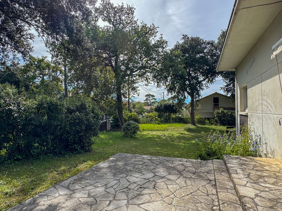 Maison à SAINT-PALAIS-SUR-MER