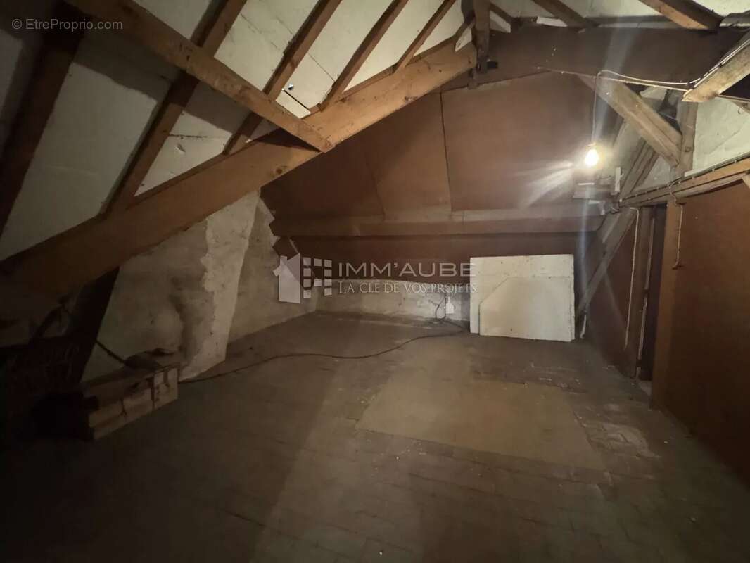 Maison à NOGENT-SUR-SEINE