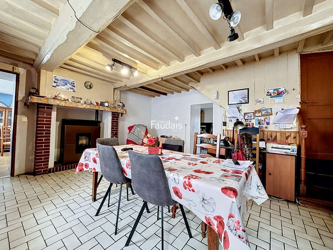 Maison 249 m² à Airel  - photo 2
