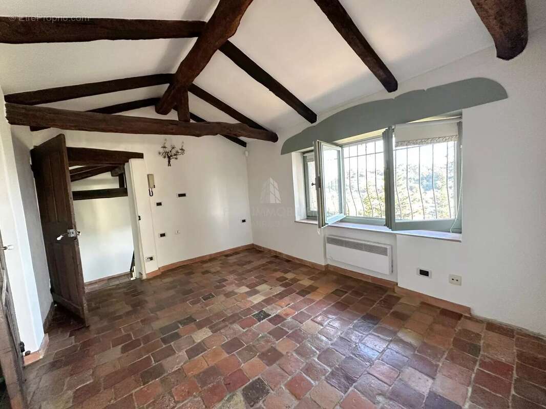 Maison à CAGNES-SUR-MER