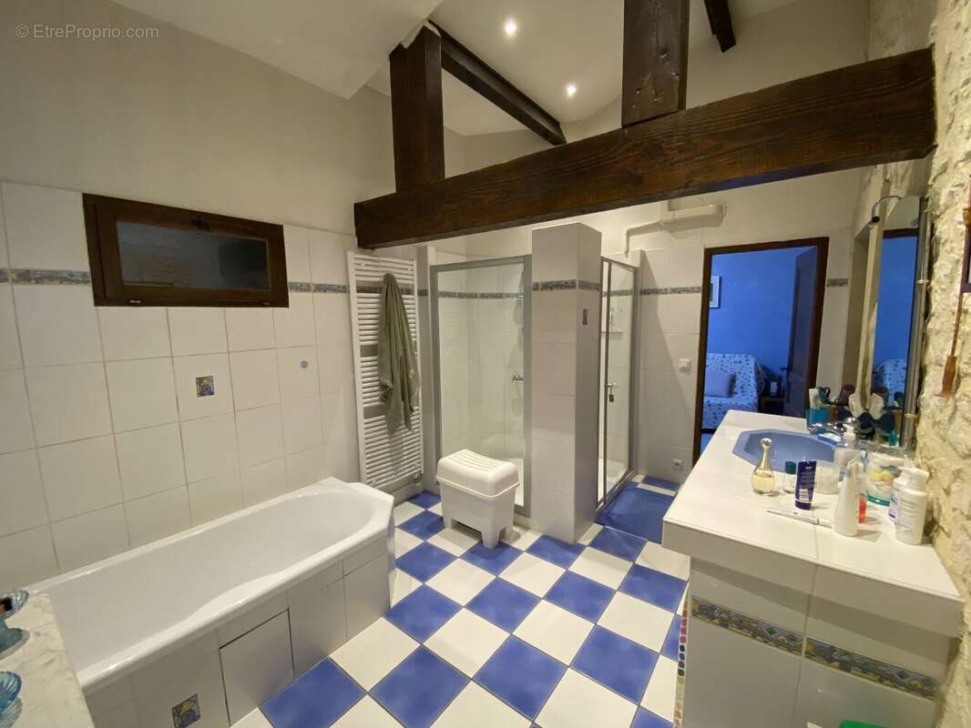 Maison à MAUVEZIN