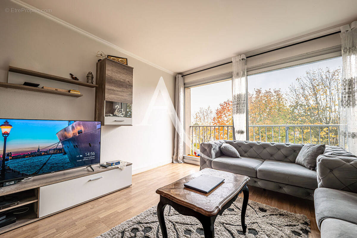 Appartement à LIMEIL-BREVANNES
