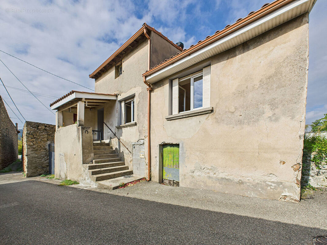 Maison à SERVES-SUR-RHONE