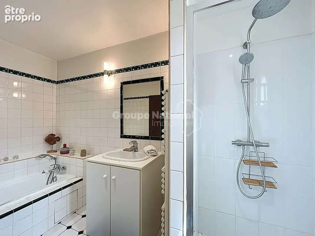 Maison Piolenc 190 m² sur terrain de 4528 m² arboré avec piscine - photo 20