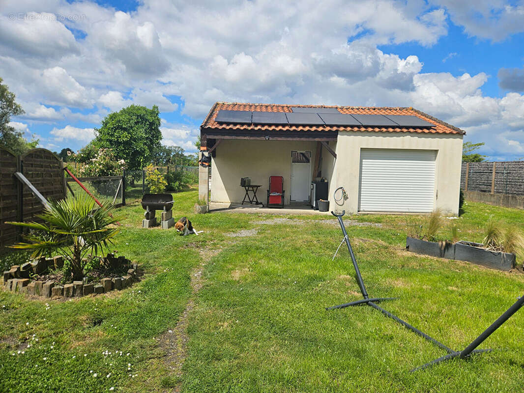 Maison à FROSSAY