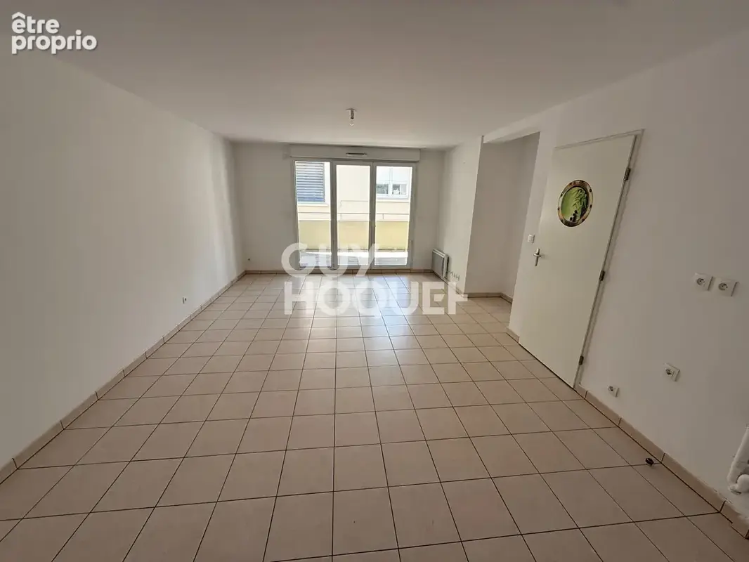 Quartier La Gare - Appartement T3 61 m² avec terrasse et parking - photo 4