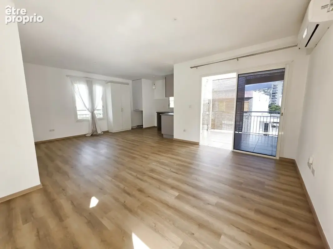 Appartement 4 pièces 77 m² · à Saint-Denis · 77,5 m² · 342 400 €