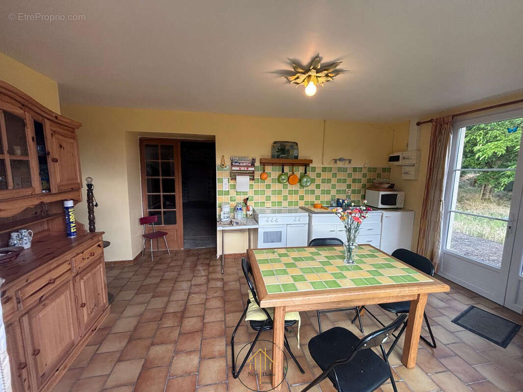 Maison à BROSSAC
