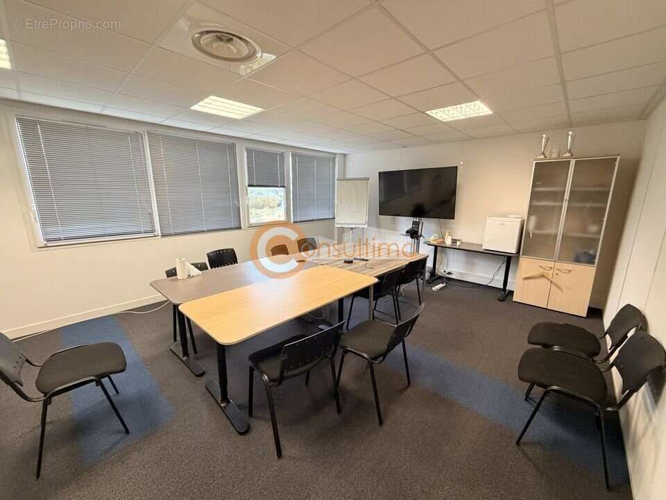 Commerce à MARTILLAC