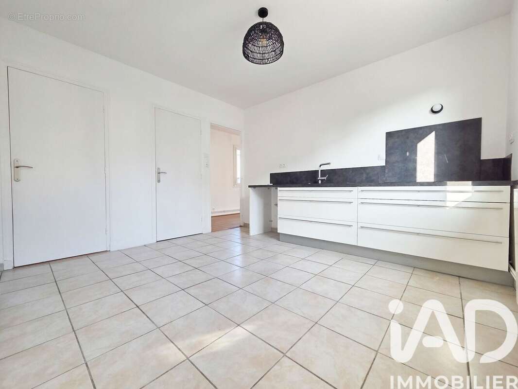 Photo 6 - Appartement à POISAT