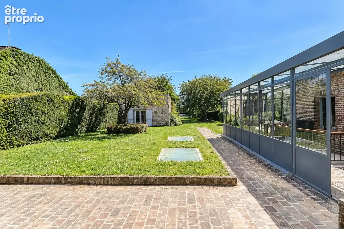 Charme et modernité : Propriété familiale d’exception avec piscine et dépendance - photo 8