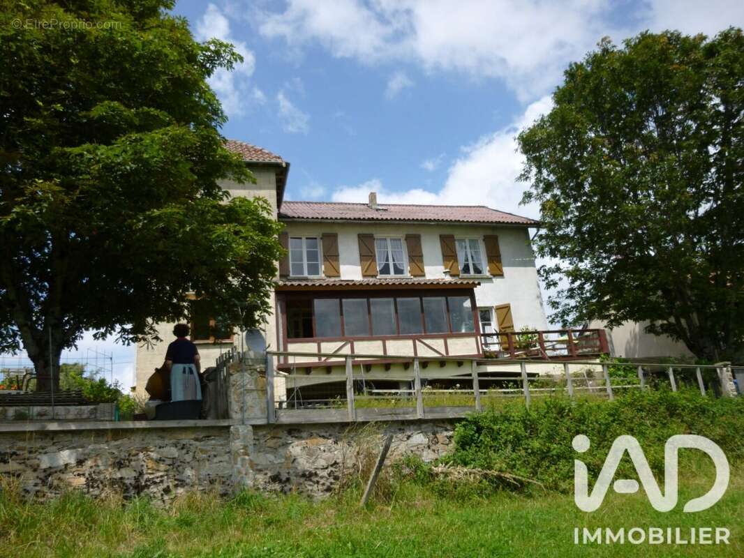 Maison 203 m² à Labastide-Du-Haut-Mont  - photo 3