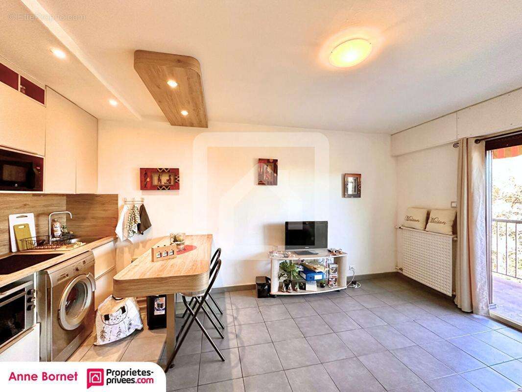 Appartement à PEYMEINADE